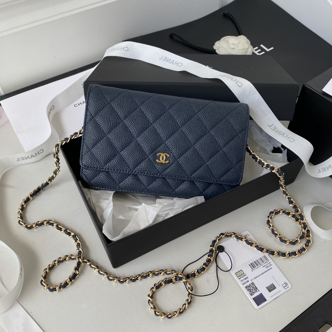 [TOP] CHANEL WOC Bag Lychee Leather small logo 19 cm - Dark Blue & GHW
