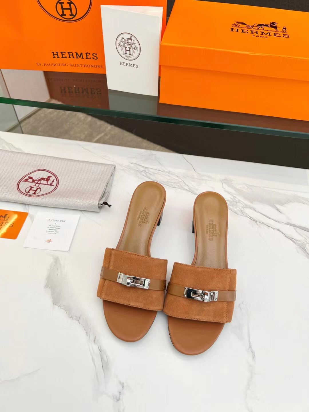 [TOP] HERMES Gigi Kelly Buckle Sandals - Brown