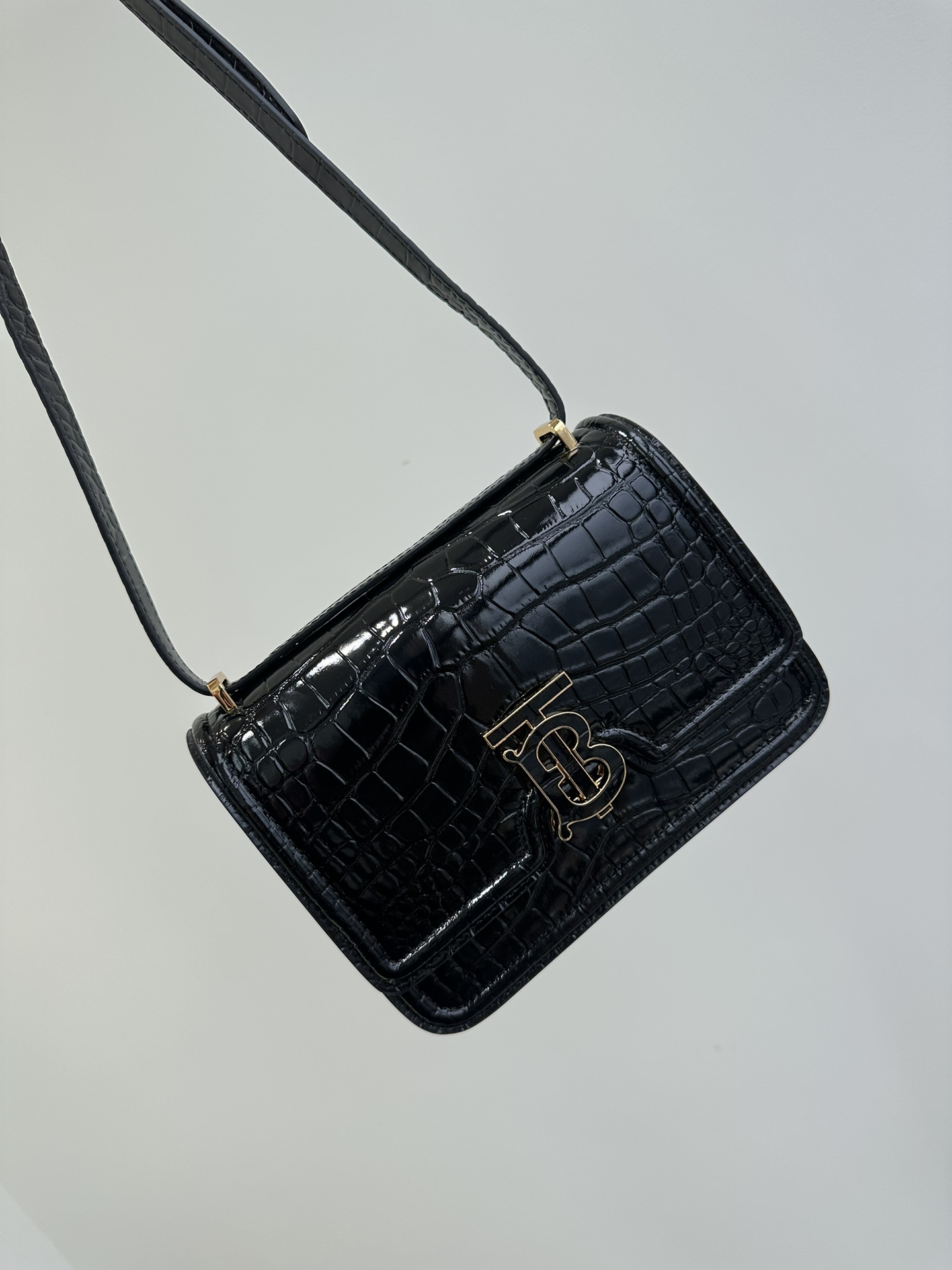[TOP] BURBERRY Small Croc-embossed calfskin TB Collection Bag - Black