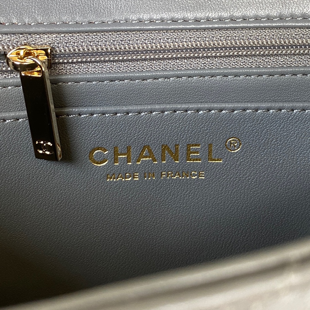 [TOP] CHANEL Coco Top Handle Bag Lambskin Small 20 x 12 x 6 cm - Gray
