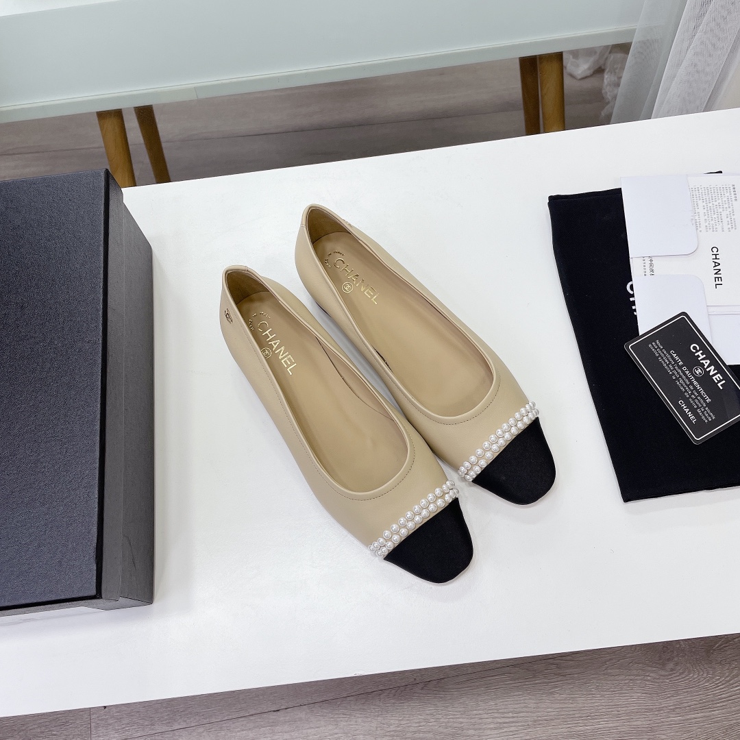 [TOP] CHANEL Flat Shoes - 2 Colors - with Pearl