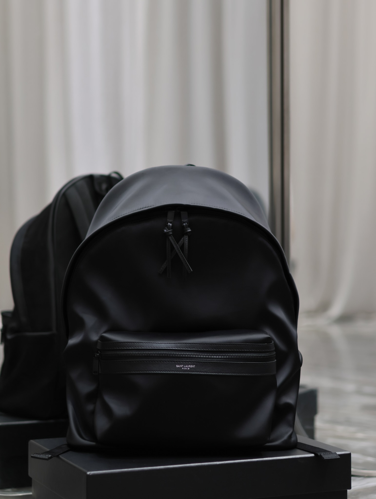 [TOP] Yves Saint Laurent YSL Silk/Crocodile/Cow Leather Backpack - Black