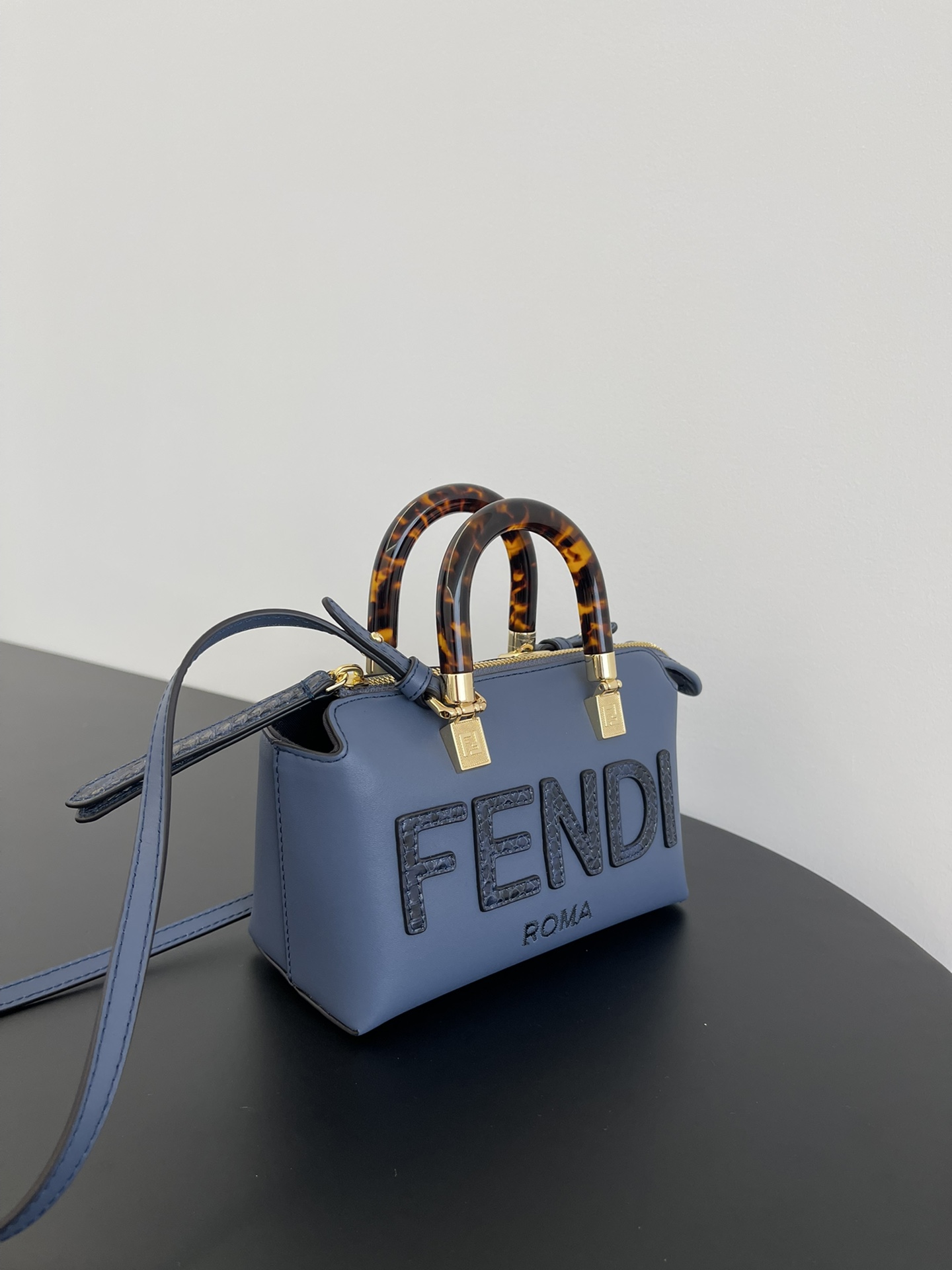 [TOP] FENDI FENDI By The Way Mini Bag - Blue