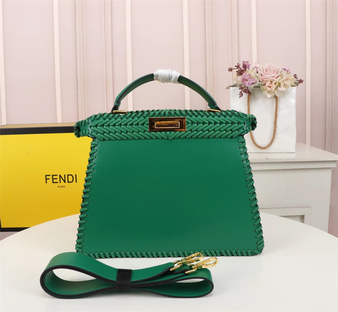 [TOP] FENDI Peekaboo ISeeU Handbag - Green