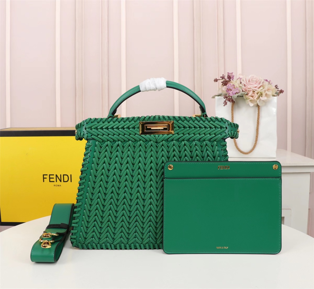 [TOP] FENDI Peekaboo ISeeU Handbag - Green