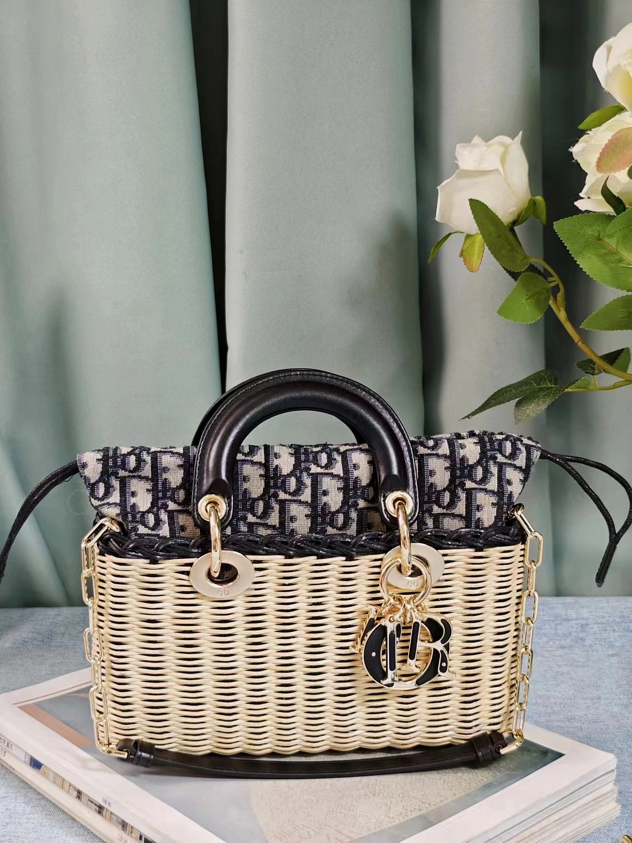 [TOP] Christian Dior Lady D-Joy  Weave Bag 22X12X5 cm - Beige