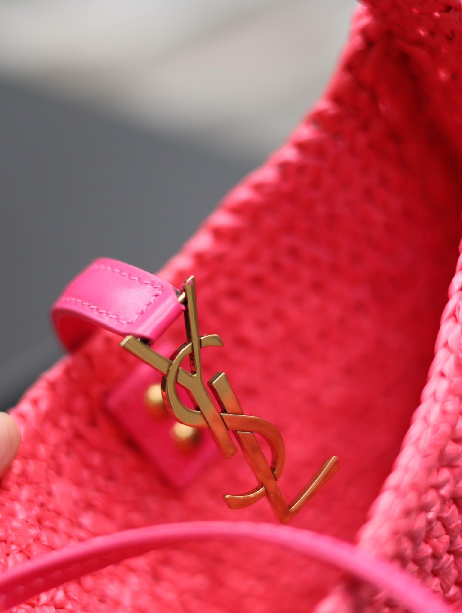 [TOP] Yves Saint Laurent YSL Le 5A7 Weave Shoulder Bag - Rose Red