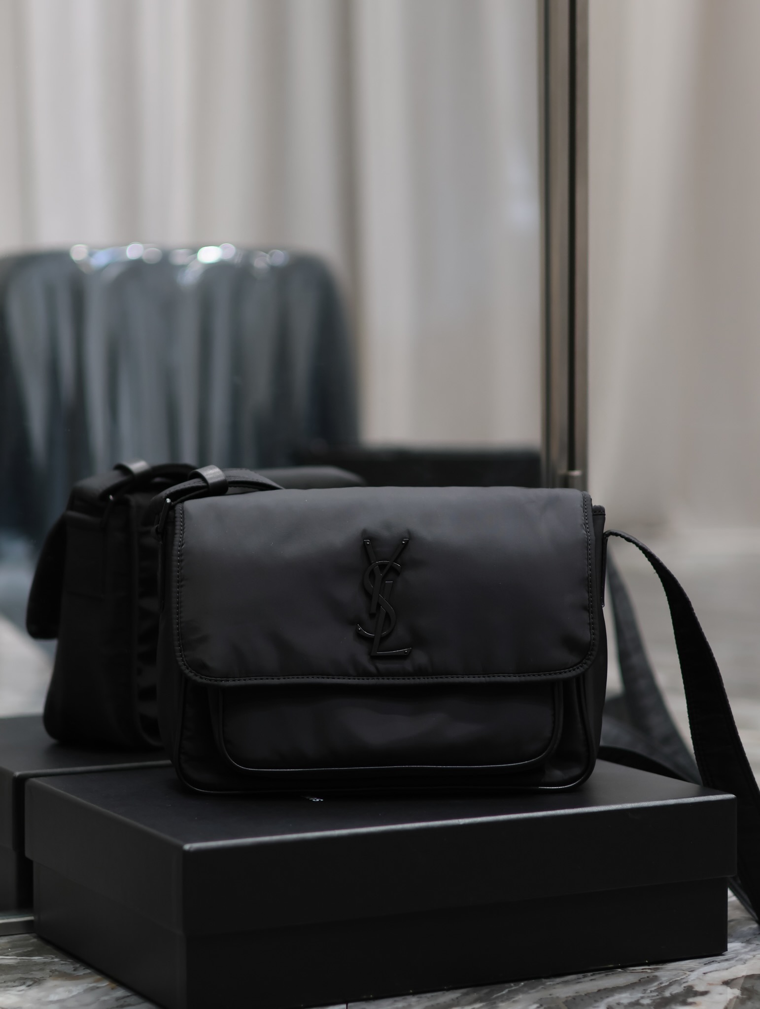 [TOP] Yves Saint Laurent YSL Niki Nylon Bag - Black