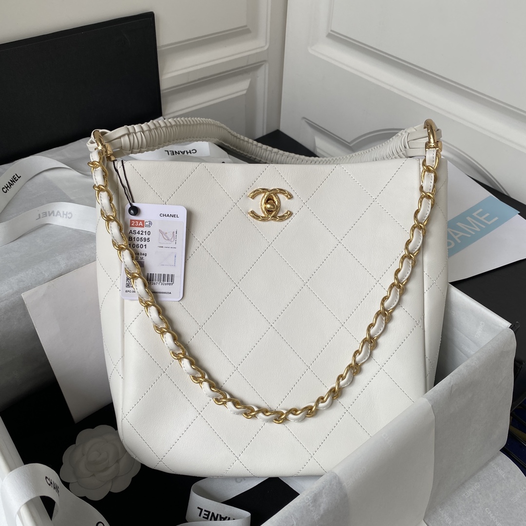 [TOP] CHANEL Hobo Handle Straps Bag - White