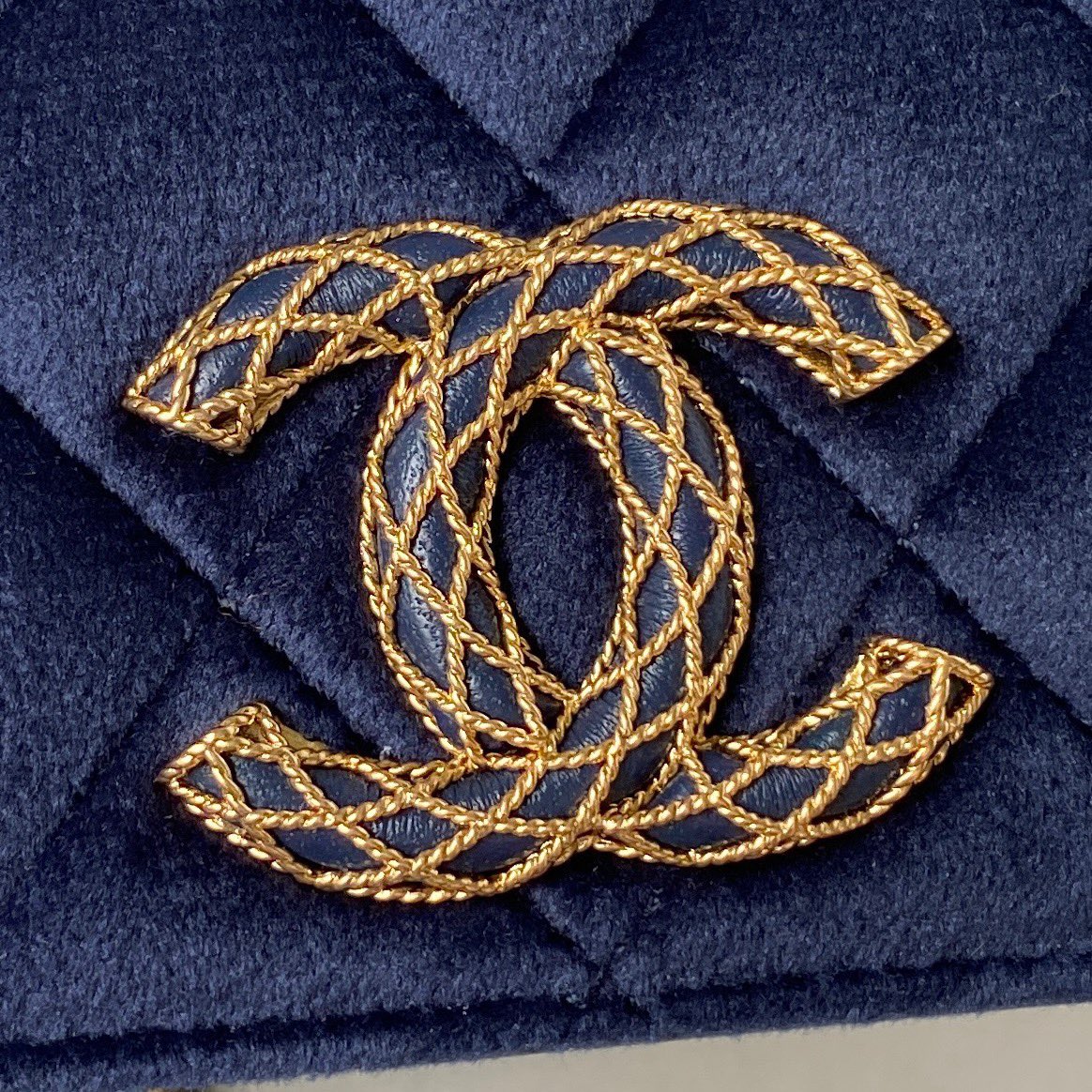 [TOP] CHANEL Classic Velvet  Sheepskin & Flannelette CF Small Size 11.5x23x4cm - Blue & SHW