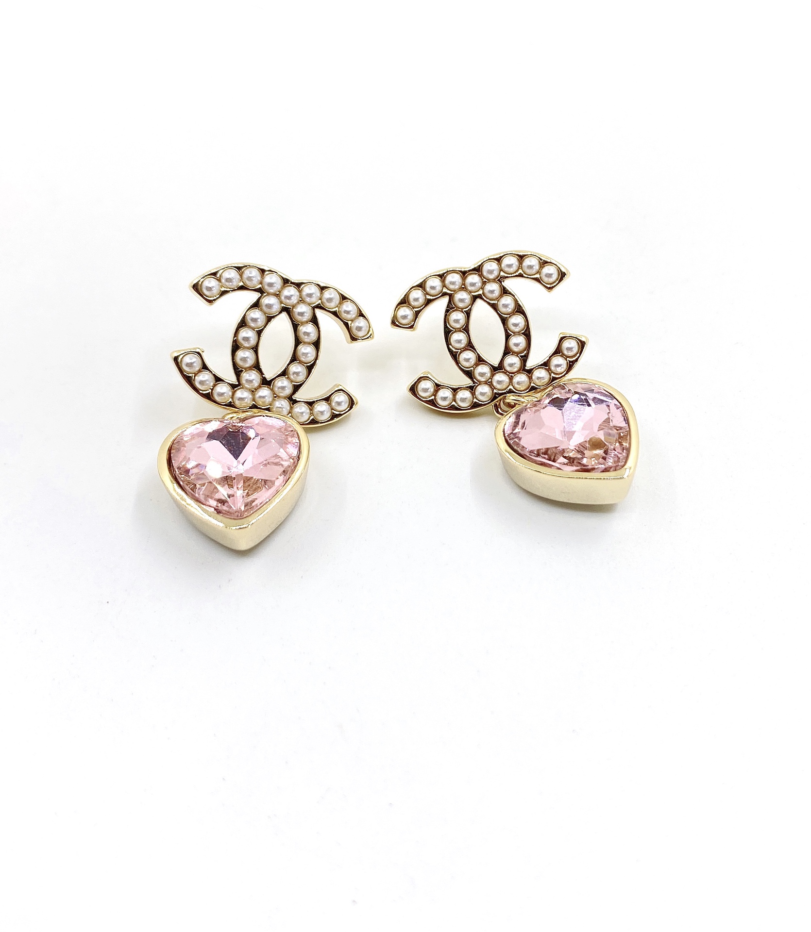 [TOP] CHANEL Pink Love Pearl Earrings
