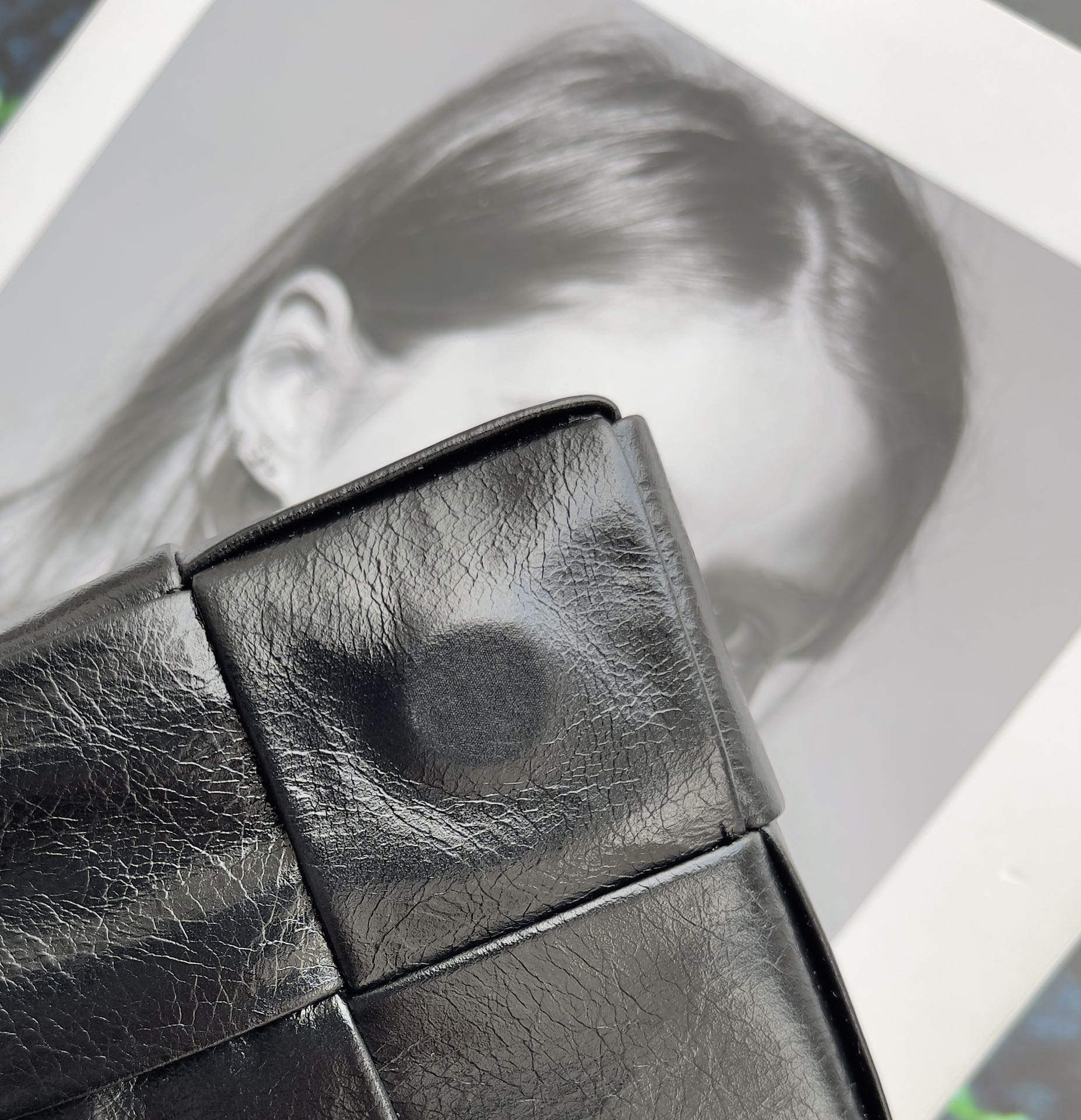 [TOP] Bottega Veneta BV Cassette Bags Mini - Black