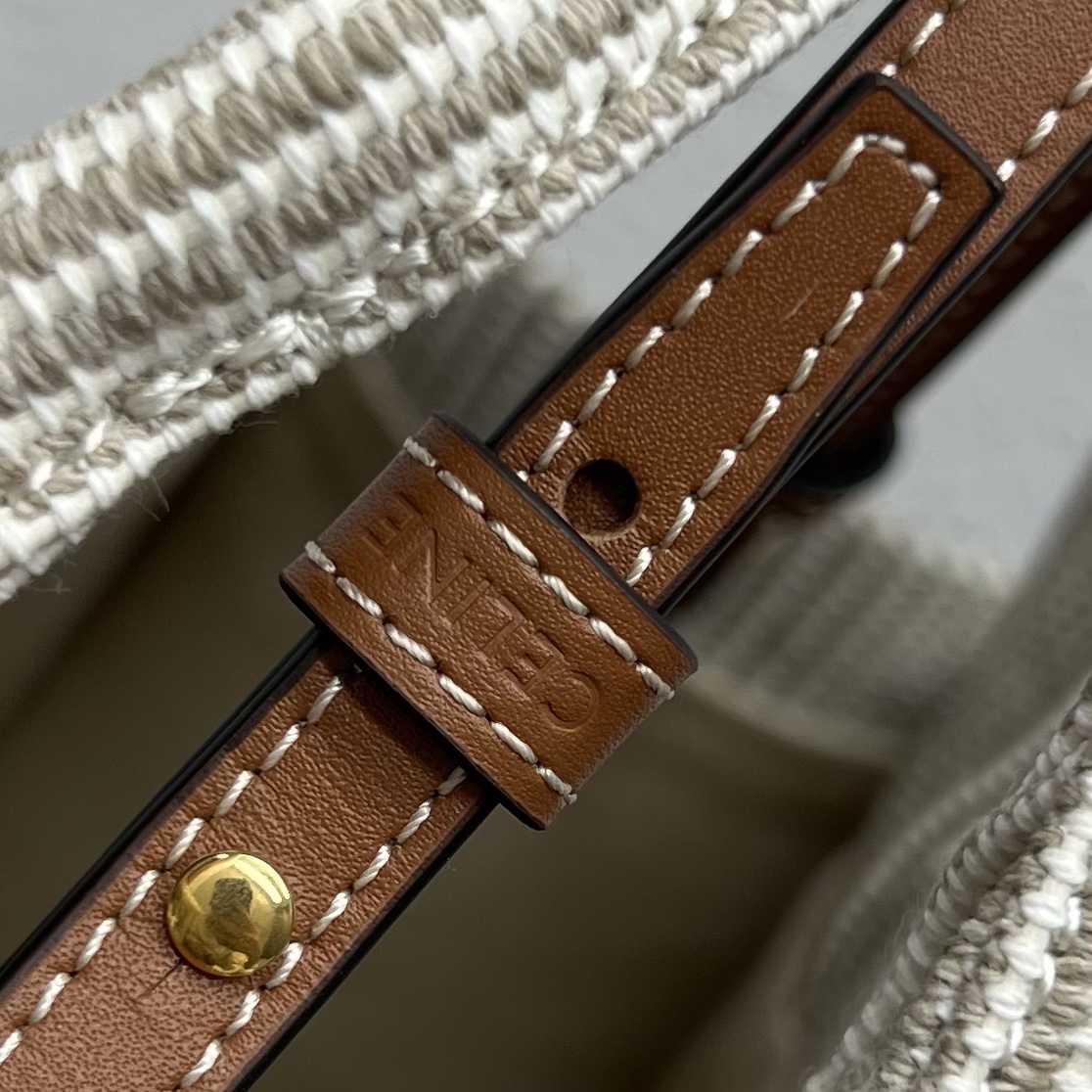 [TOP] CELINE FOLCO Striped Fabric Bag 26×19×13 cm - Yellowish Brown