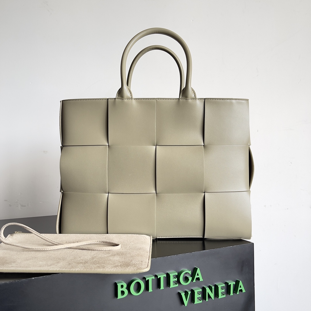 [TOP] Bottega Veneta BV Tote Bags - Beige