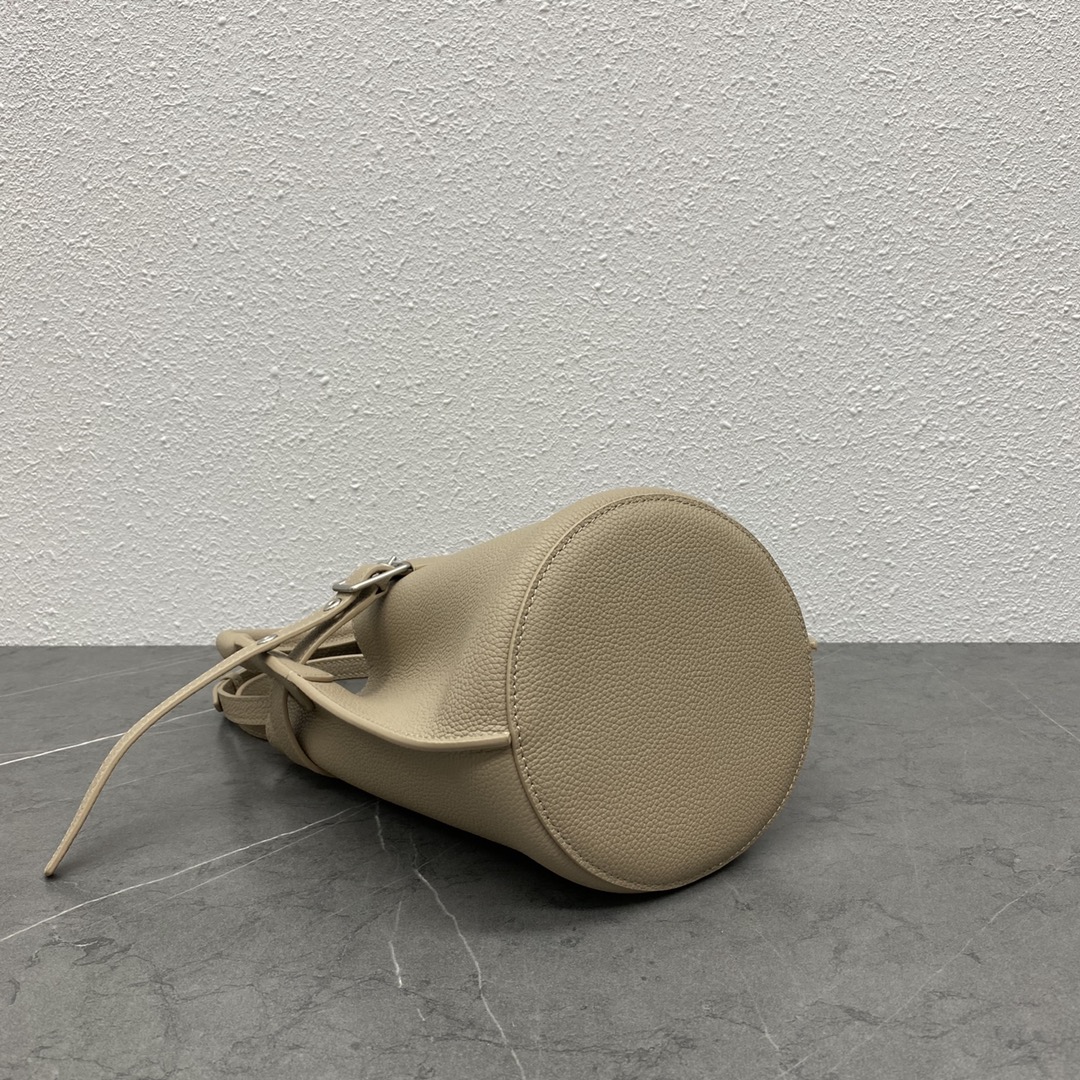 [TOP] CELINE Sangle Small Bucket Bag - Litchi&Light taupe