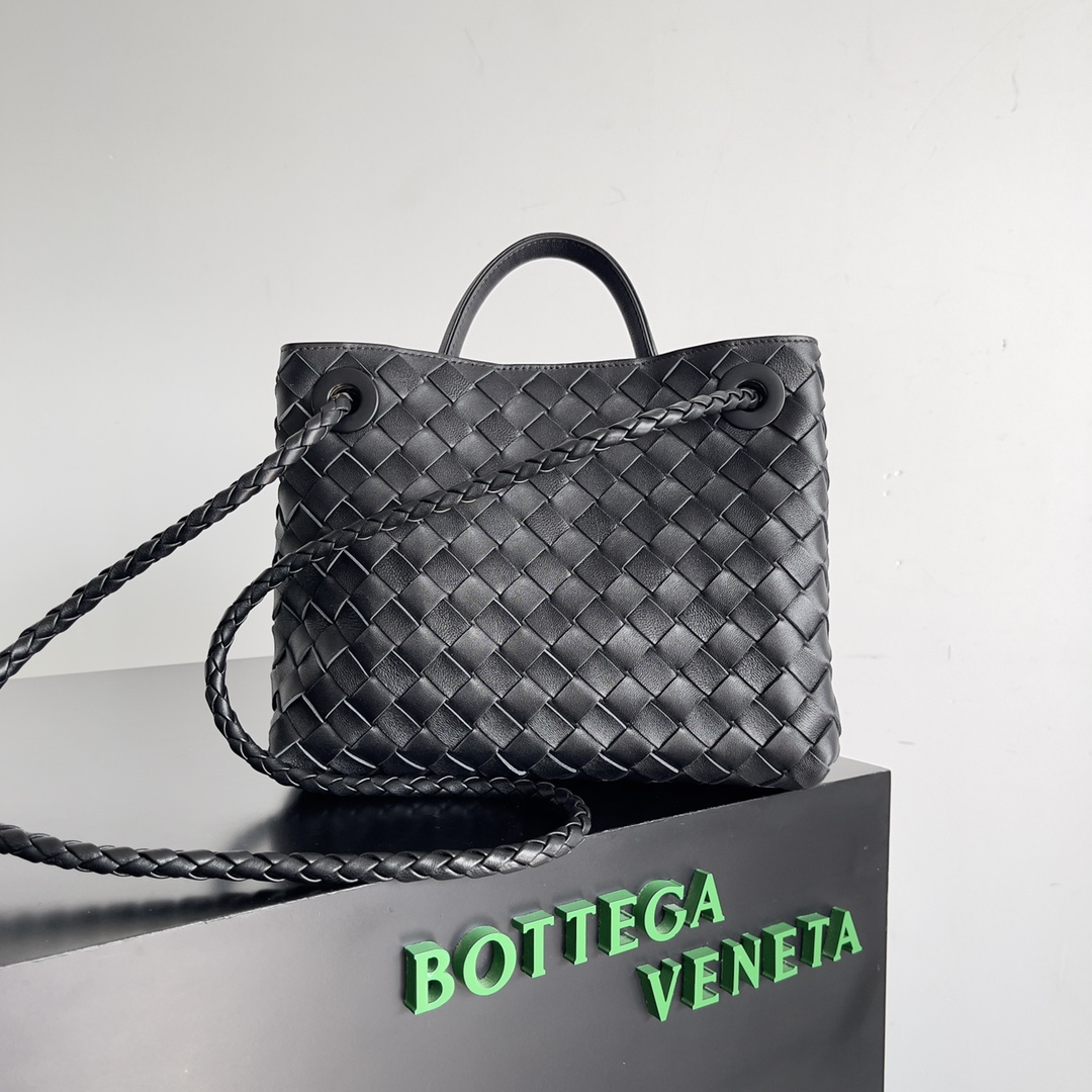 [TOP] Bottega Veneta BV Andiamo Bag 25 x 22 x 10.5 cm - Black