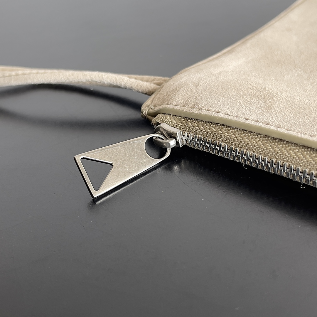 [TOP] Bottega Veneta BV Tote Bags - Beige