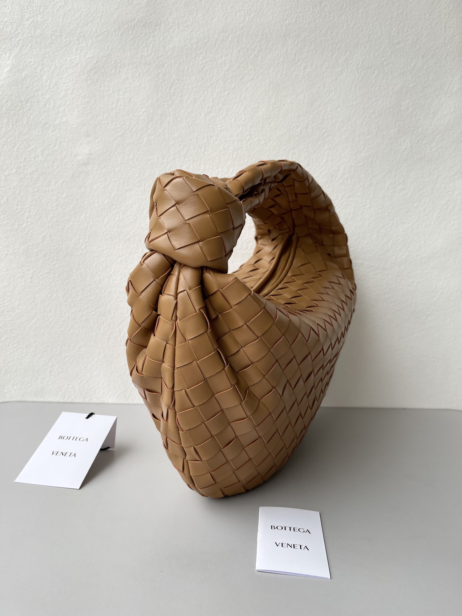 [TOP] Bottega Veneta BV Jodie Bag Teen - Brown