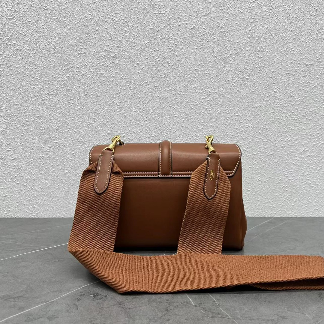 [TOP] CELINE Full Cowhide Leather Crossbody Bag  23 X 15 X 9 cm - Yellowish brown