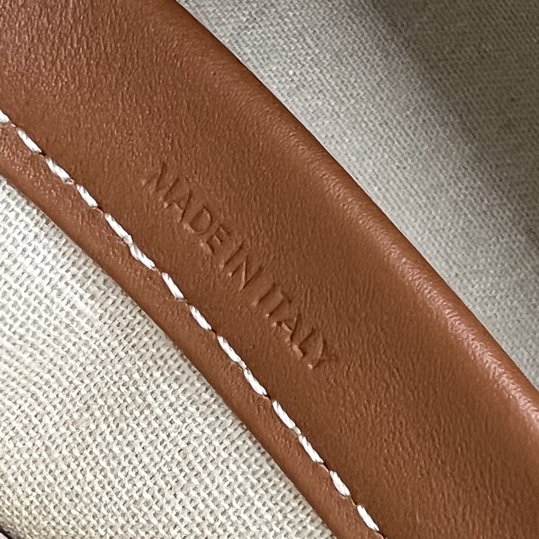 [TOP] CELINE FOLCO Striped Fabric Bag 26×19×13 cm - Yellowish Brown