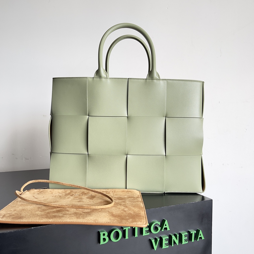 [TOP] Bottega Veneta BV Tote Bags - Light Green