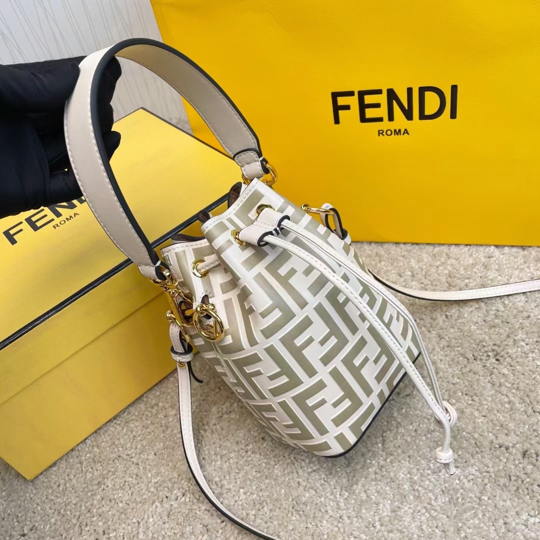 [TOP] FENDI Mon Tresor HandBag - White