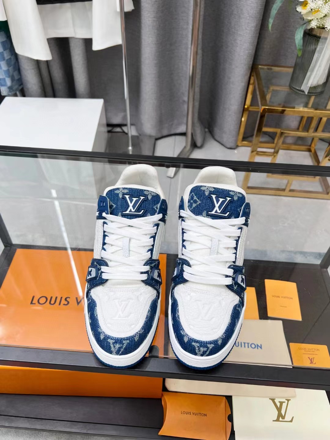 [TOP] Louis Vuitton LV L*V Sneakers - Blue