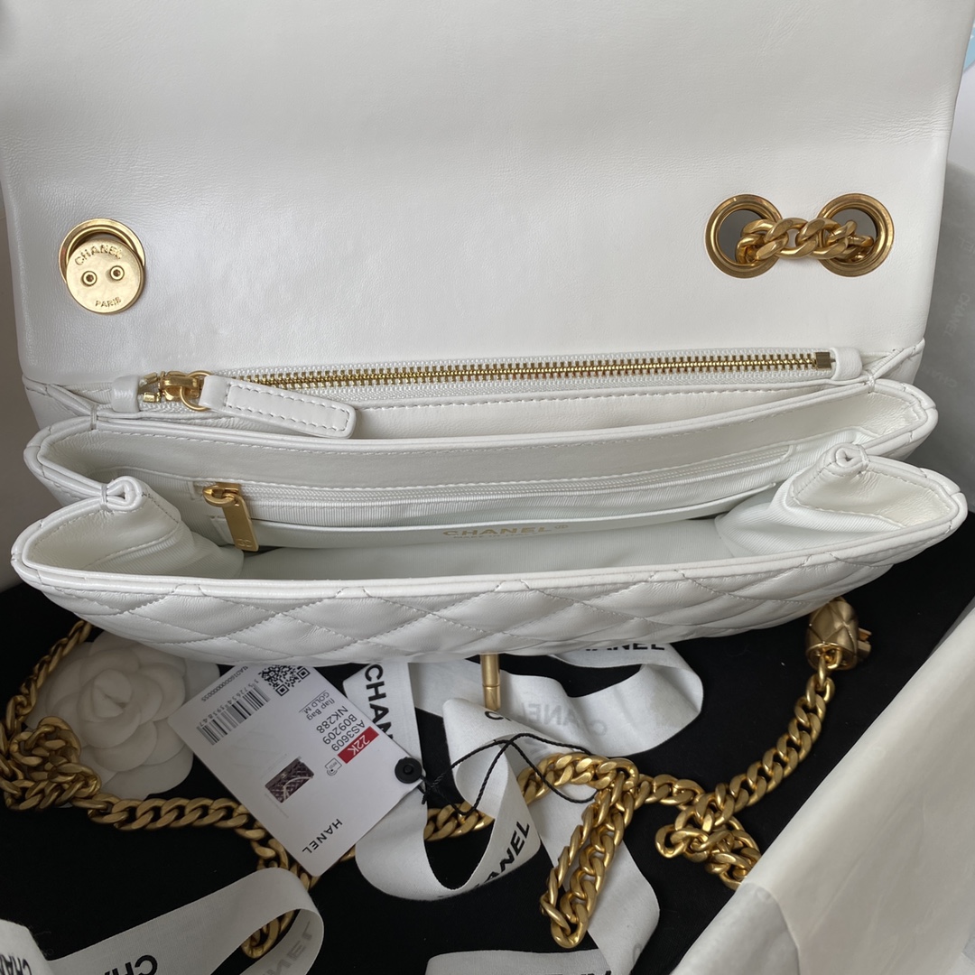 [TOP] CHANEL Gold Beads Flap Bag 16x25x10 cm - White & Red GHW