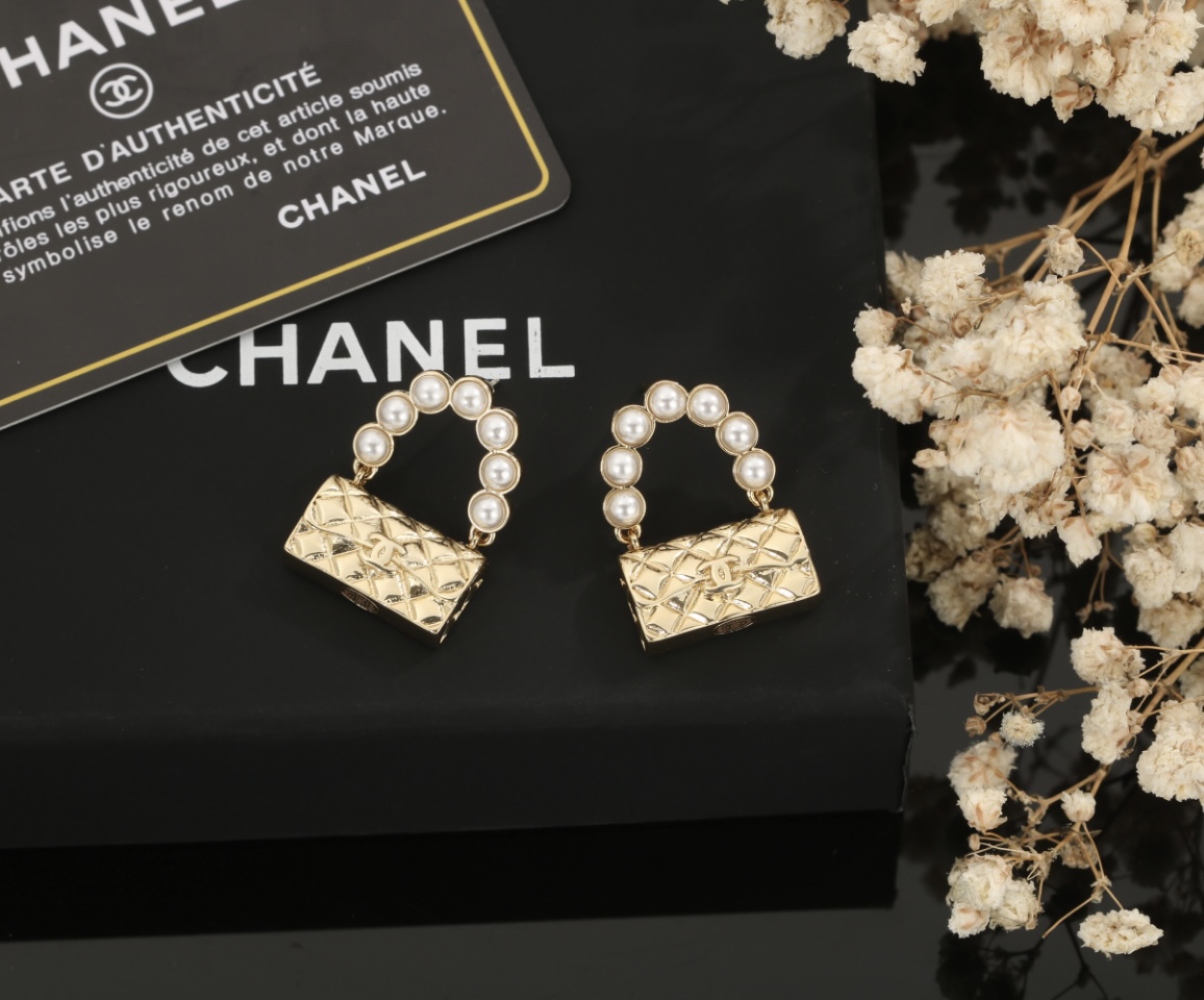 [TOP] CHANEL Double C Bag Earrings