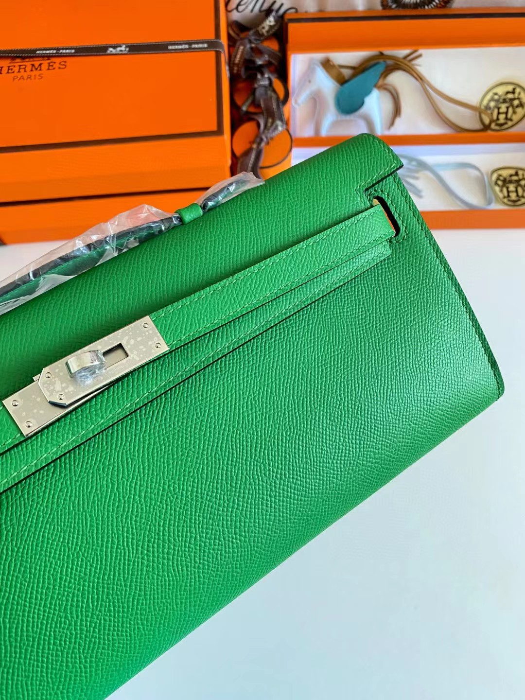 [TOP] HERMES Kelly Cut Elan 31 Clutch - Green & SHW