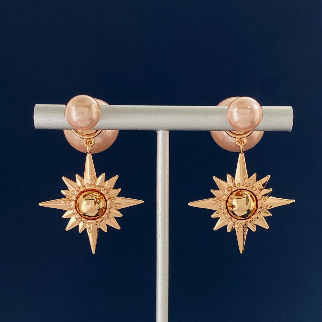 [TOP] Christian Dior  Pearl Back Hanging Beads Hanging Hexagram Earrings - Gold