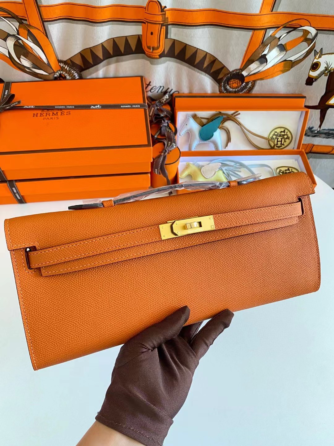 [TOP] HERMES Kelly Cut Elan 31 Clutch - Orange