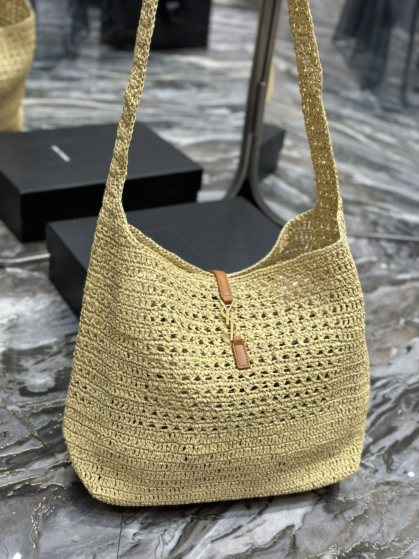 [TOP] Yves Saint Laurent YSL HOBO RAFFIA Handwoven Bag 30 × 37 × 14 cm - Khaki