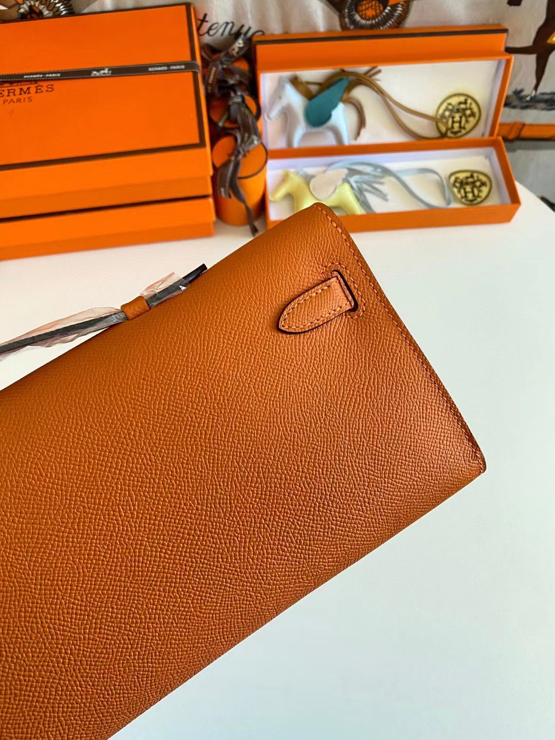 [TOP] HERMES Kelly Cut Elan 31 Clutch - Orange
