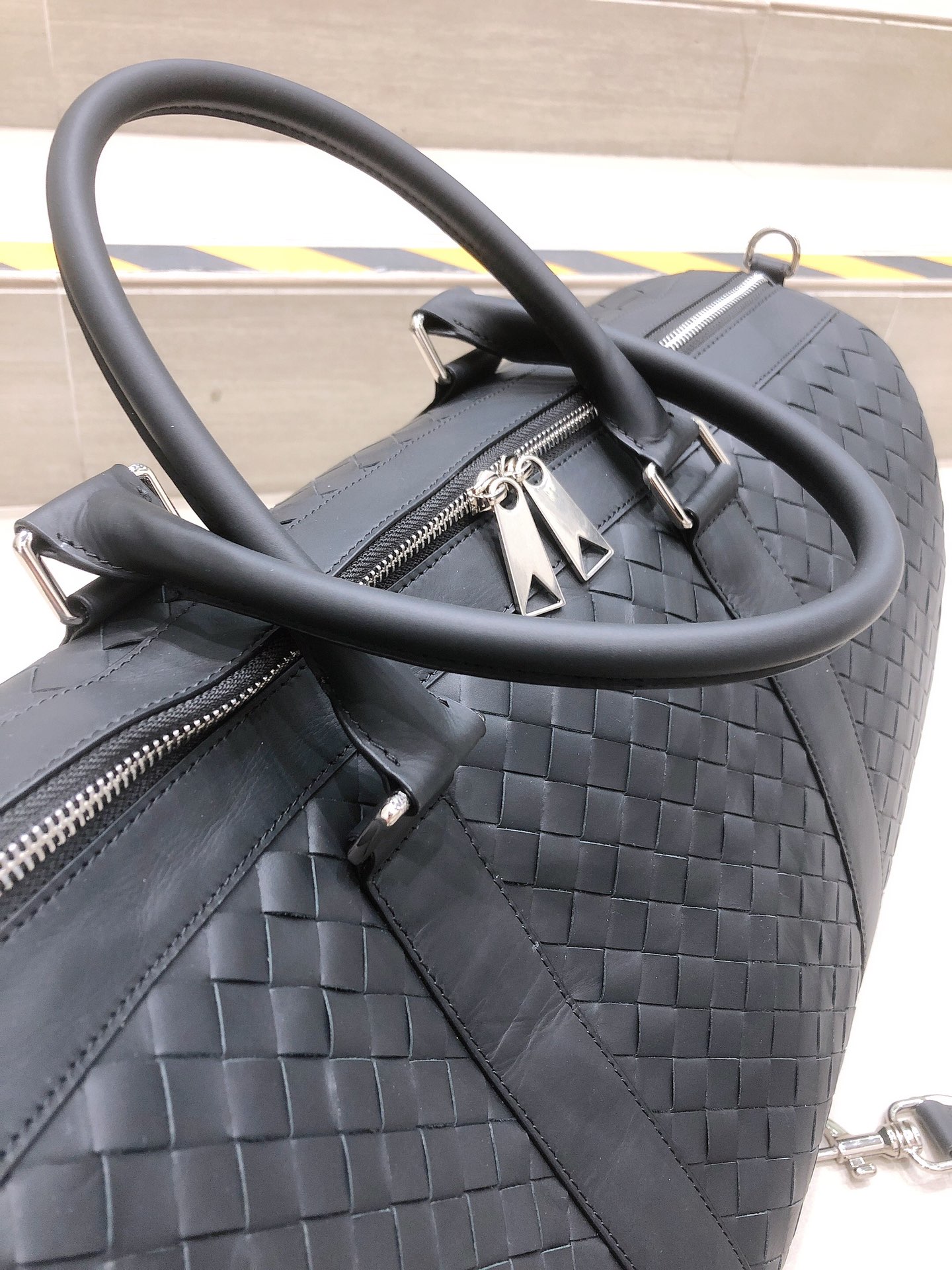 [TOP] Bottega Veneta BV Travel Bag - Black
