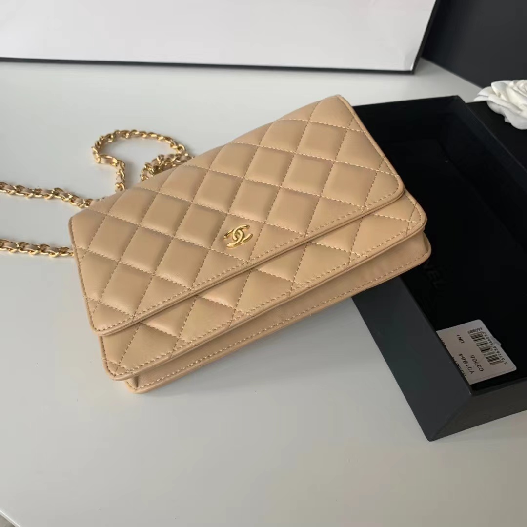 [TOP] CHANEL Flap Bag Mini 19 CM - Beige & GHW