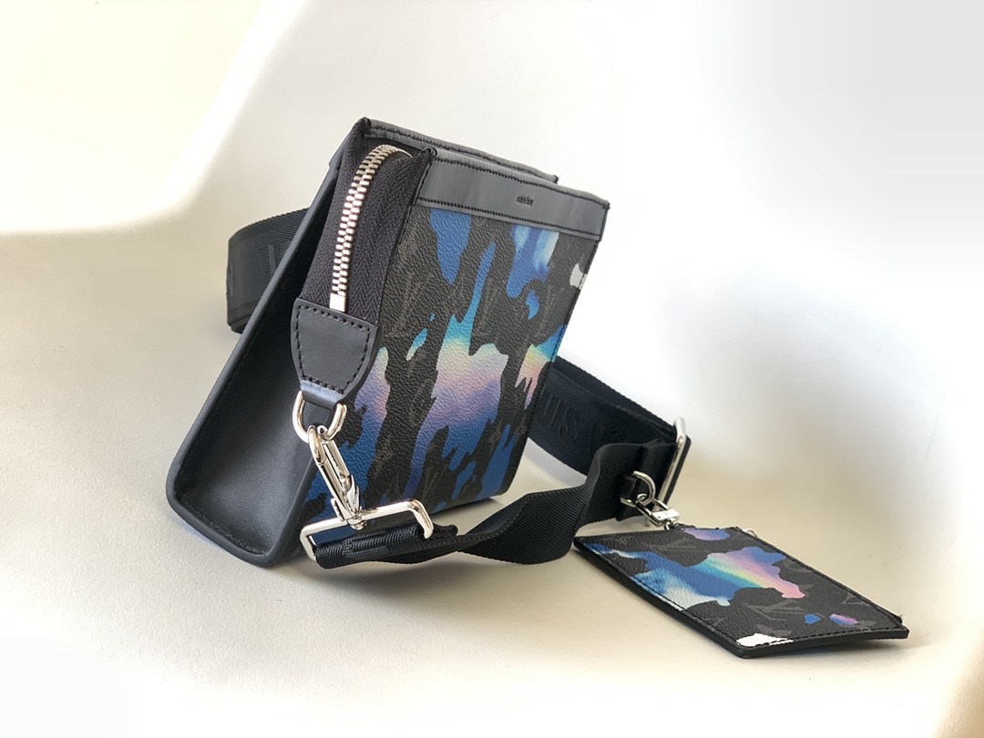 [TOP] Louis Vuitton LV Gaston Wearable Silk Screen Messenger Wallet - Blue