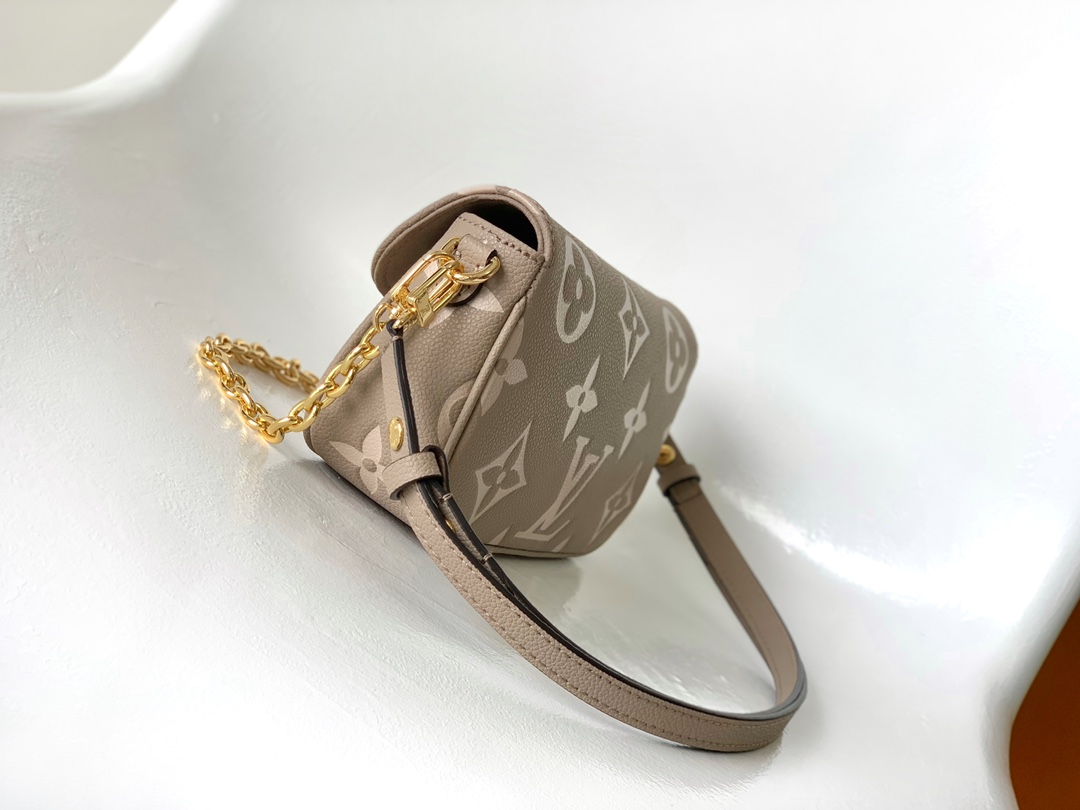 [TOP] Louis Vuitton LV  Monogram Empreinte Embossed Grained Calfskin Wallet - Brown