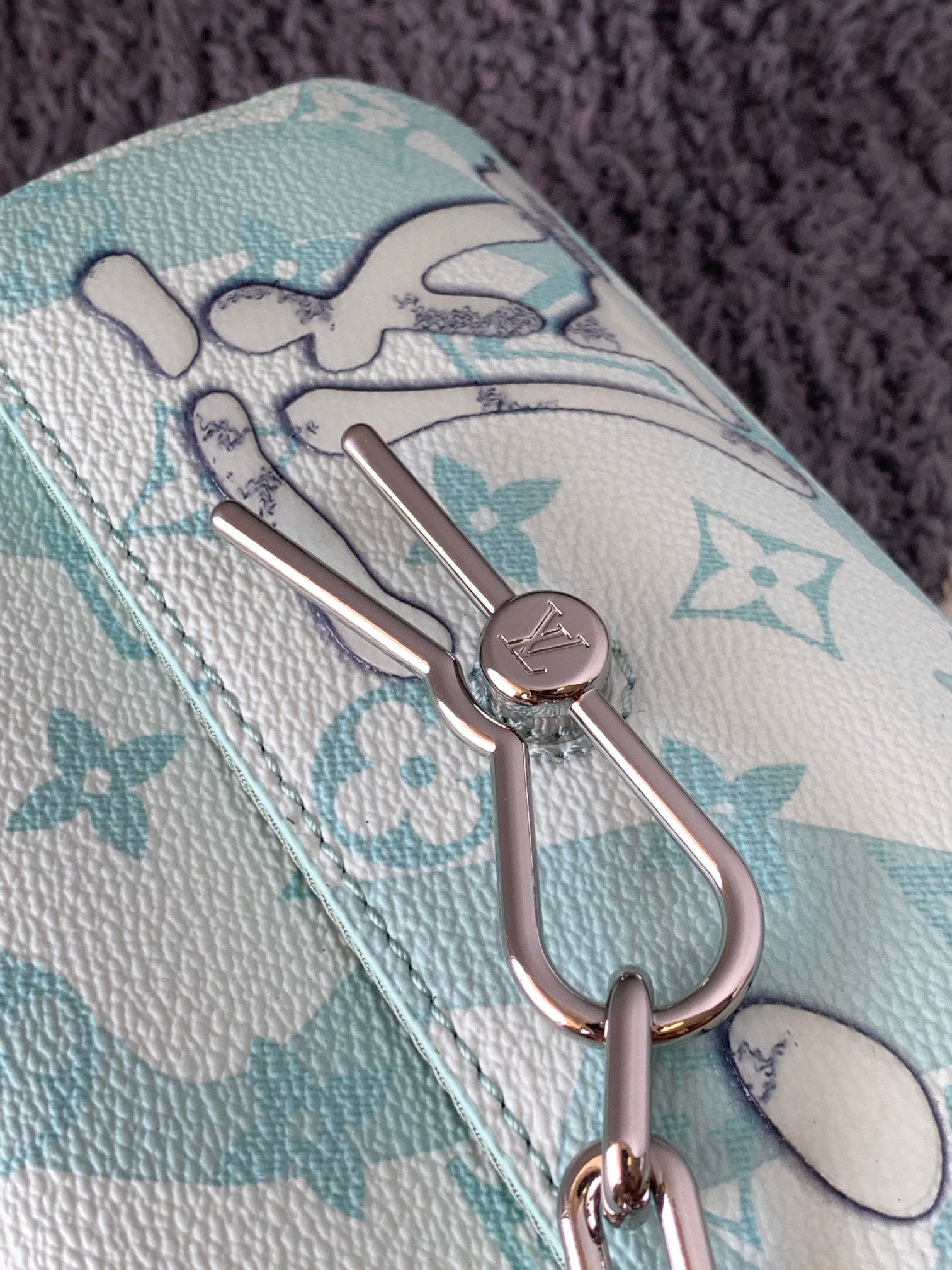 [TOP] Louis Vuitton LV Steamer Wearable Wallet - Sky Blue