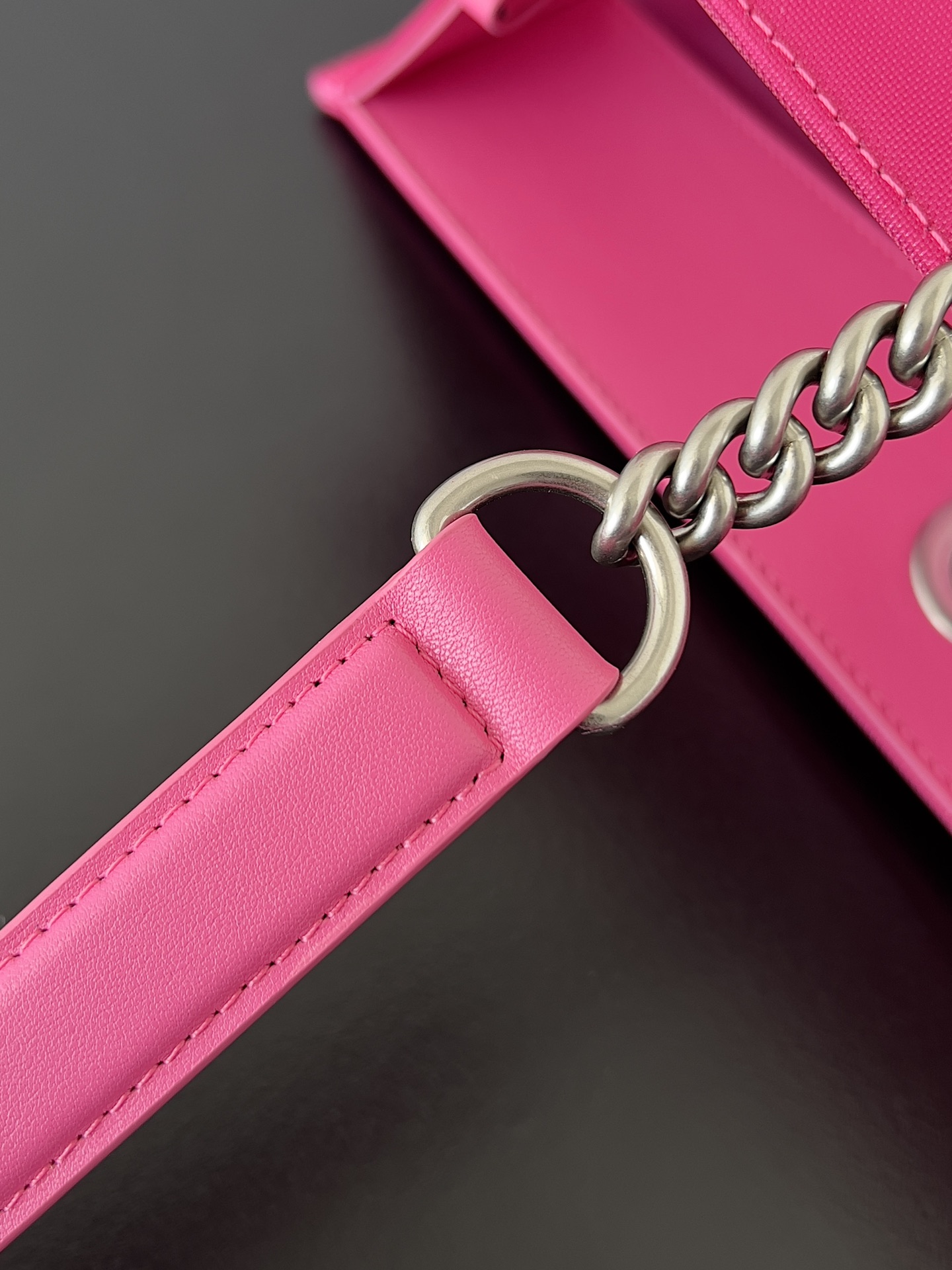 [TOP] BALENCIAGA Tote Bag 47.0 x 33.0 x 16.0 cm - Rose Red