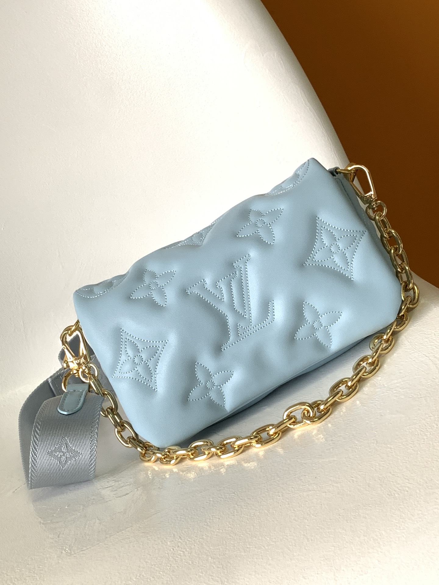 [TOP] Louis Vuitton LV  Soft Padded Calfskin Embroidered Classic Monogram  Wallet - Haze Blue