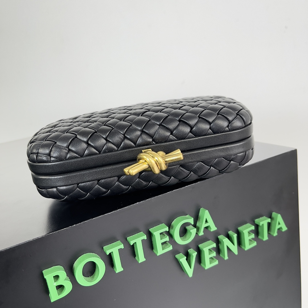 [TOP] Bottega Veneta BV Knot Bag - 2 Colors