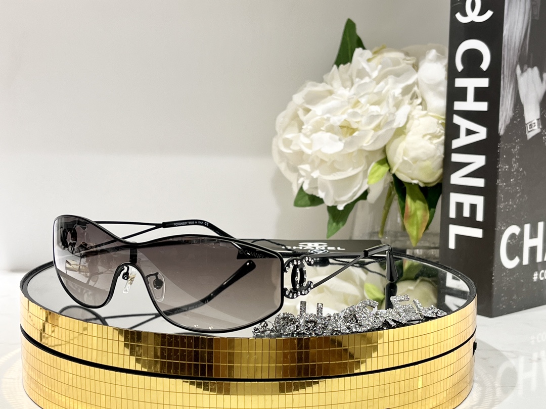 [TOP] CHANEL Sunglasses with Chain - 5 Colors