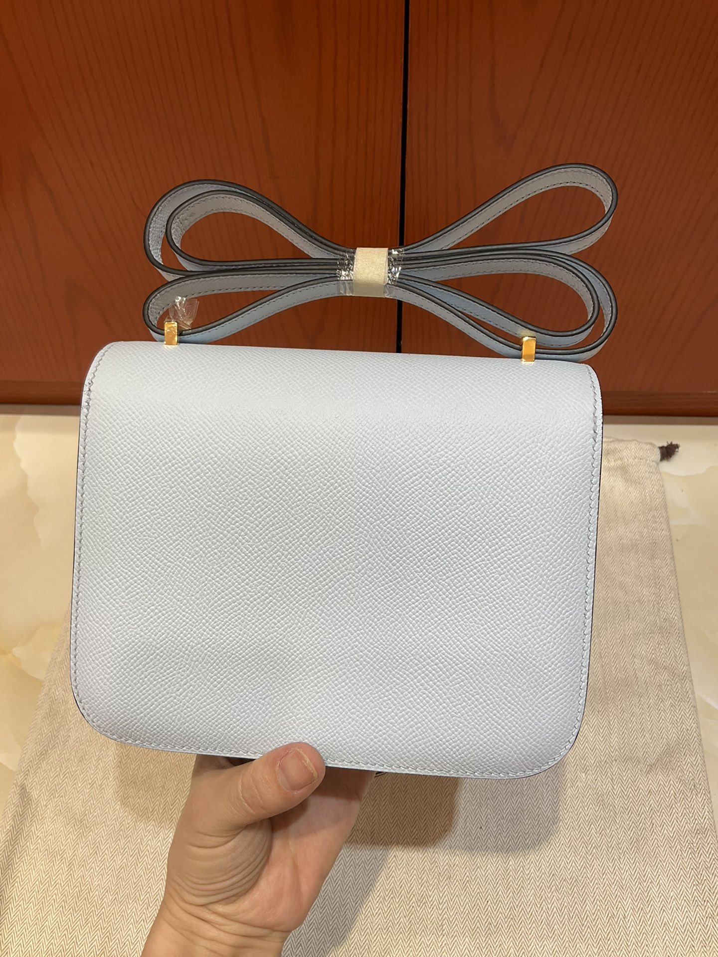 [TOP] HERMES Constance Epsom Leather 𝟏𝟗 CM - Light Blue - & GHW