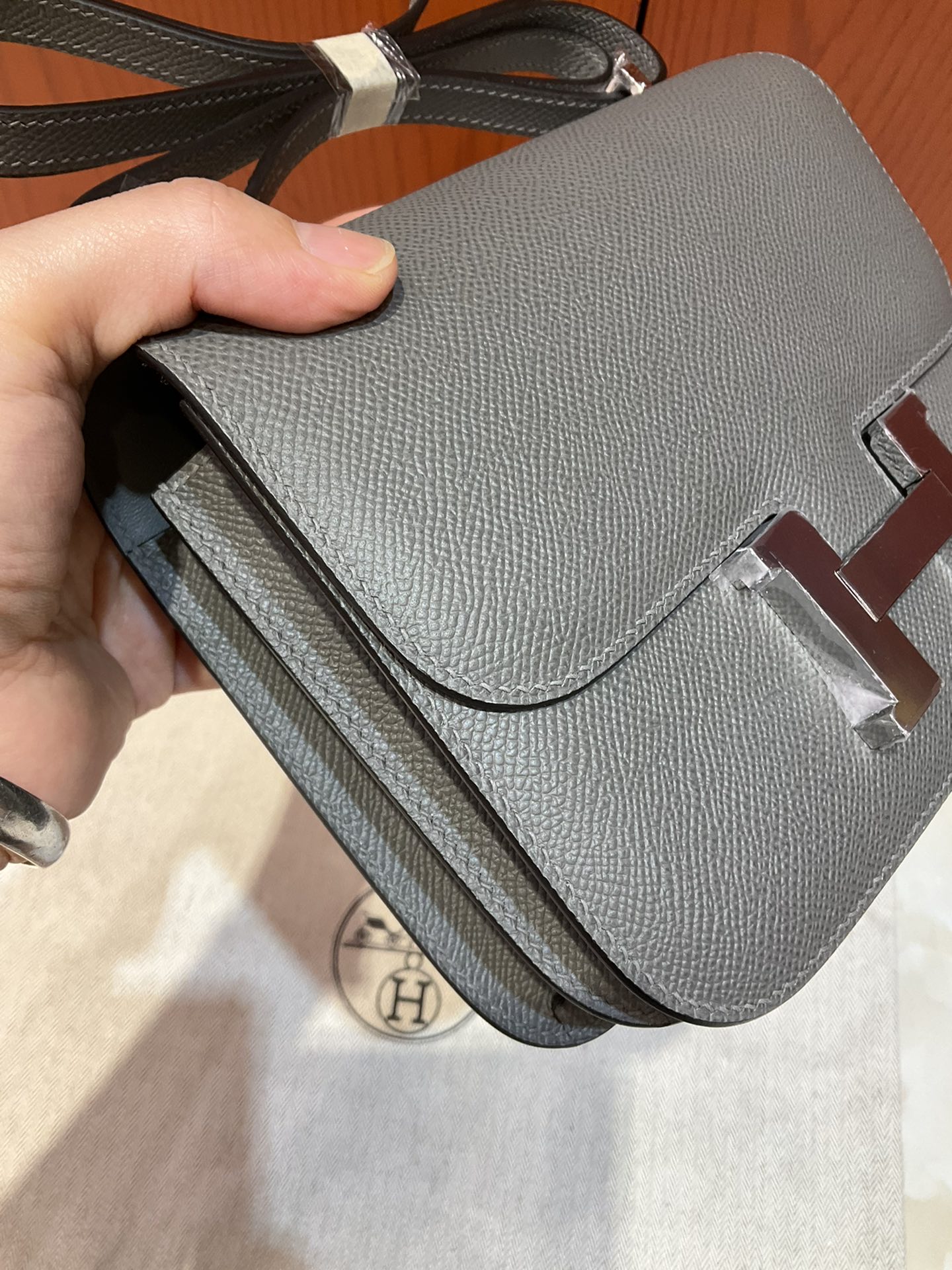 [TOP] HERMES Constance Epsom Leather 𝟏𝟗 CM - Grey- & SHW