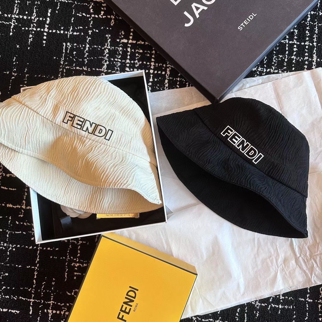 [TOP] FENDI Fisherman's Hat - 2 Colors