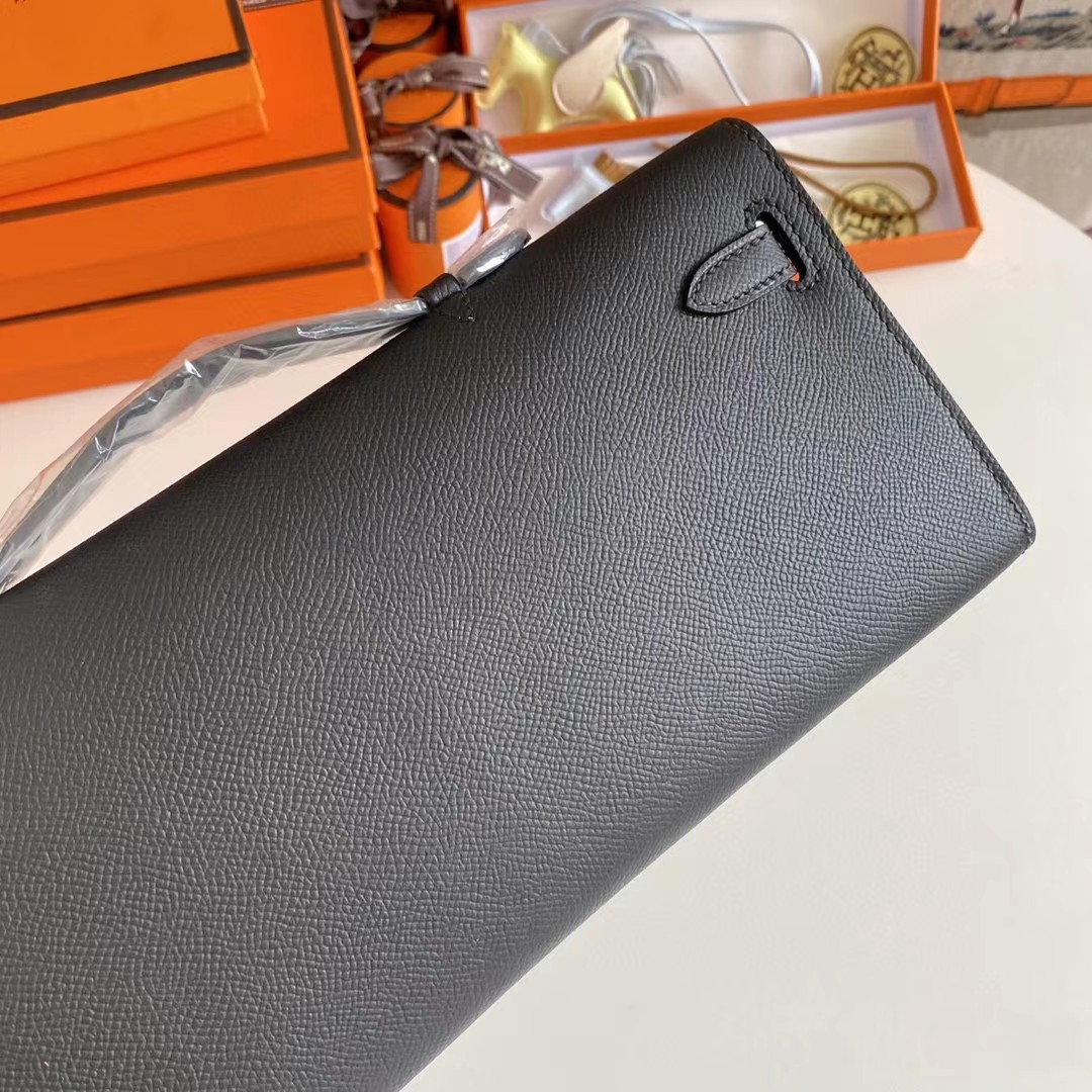 [TOP] HERMES Kelly Cut Epsom Leather 31 x 13 x 2.5cm - Black & SHW