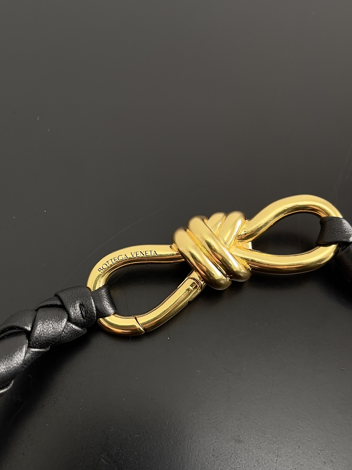 [TOP] Bottega Veneta BV Andiamo Bags - Black