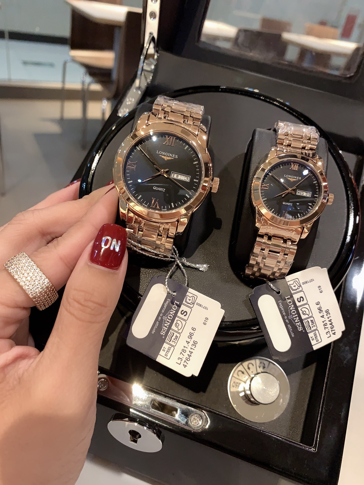 [TOP] LONGINES Quartz movement 316L Stainless Steel Watch - Black