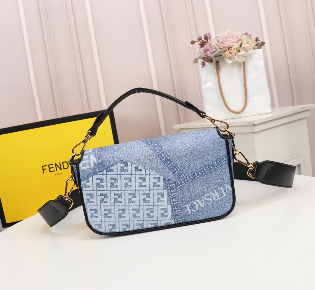 [TOP] FENDI Versace Baguette Canvas Bag - Blue